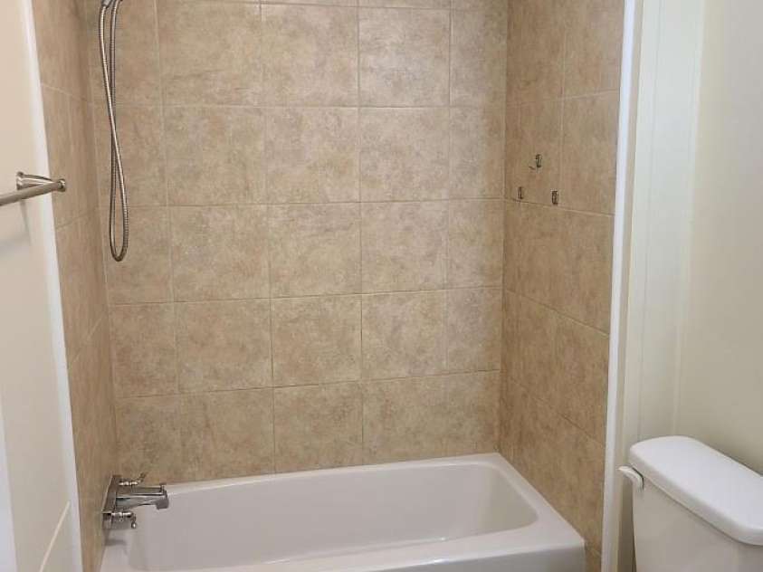 3111 Redbud Place, Lenoir, NC 28645.  MLS# CAR4401731, YatesRealty ID 36159. HALL BATH