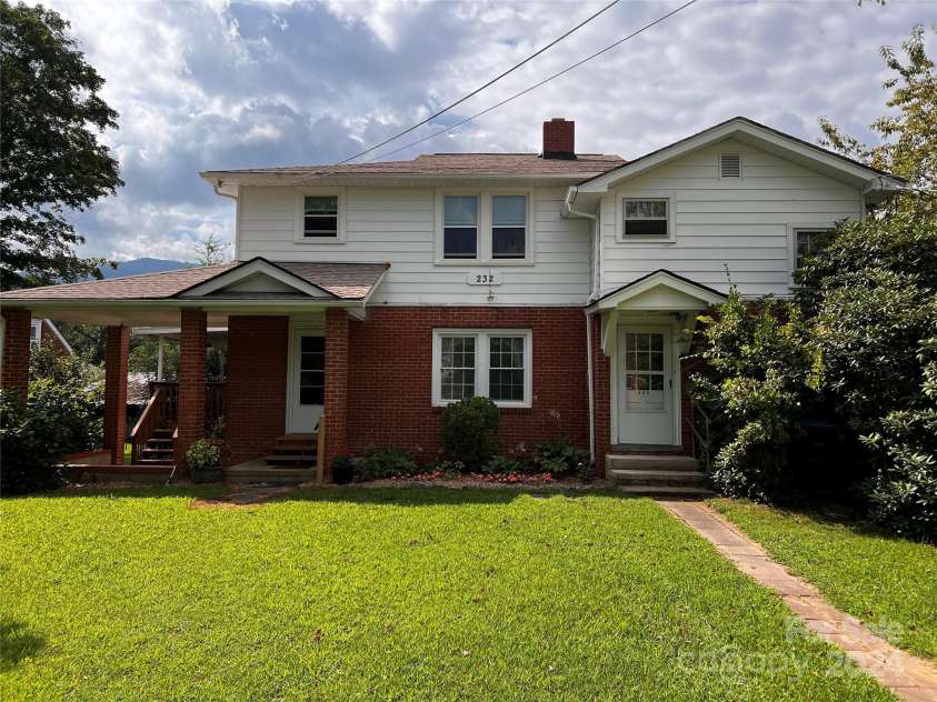 232 Old US 70 Hwy Highway, Swannanoa, NC 28778.  MLS# CAR4172934, YatesRealty ID 3616. 