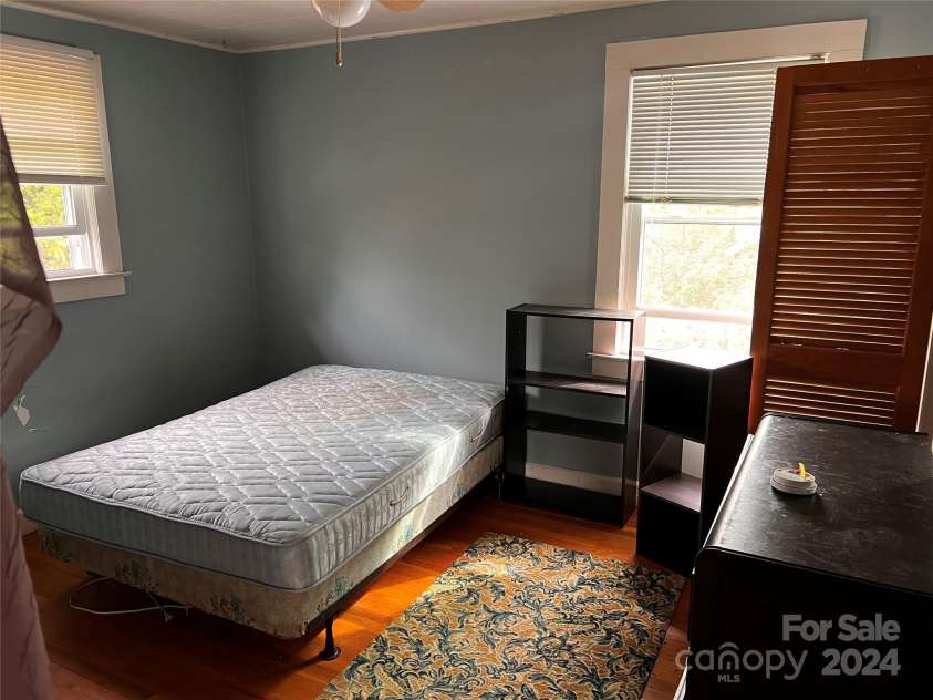 232 Old US 70 Hwy Highway, Swannanoa, NC 28778.  MLS# CAR4172934, YatesRealty ID 3616. 