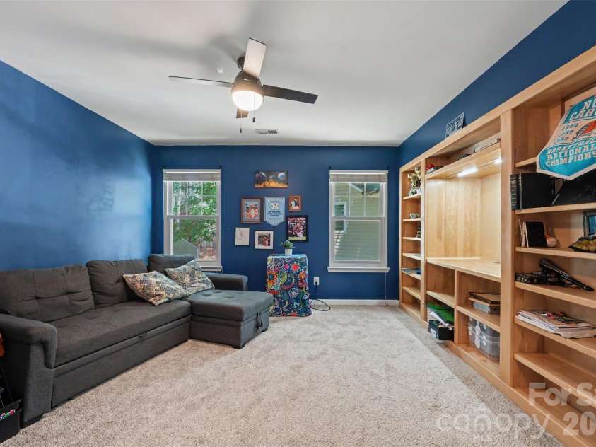 7610 Wynstone Ridge Circle, Huntersville, NC 28078.  MLS# CAR4402826, YatesRealty ID 36161. 