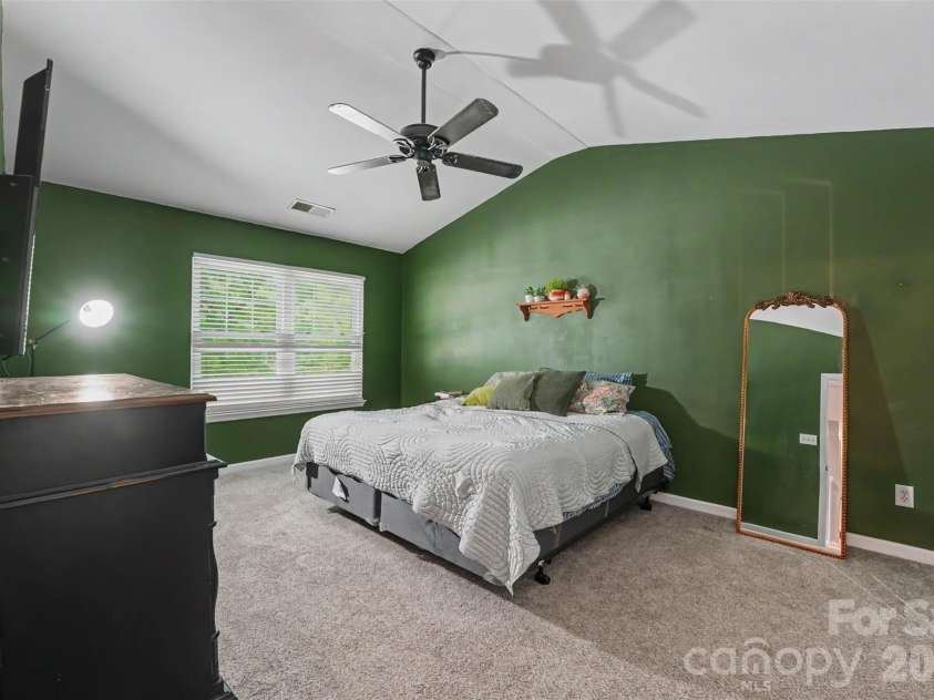 7610 Wynstone Ridge Circle, Huntersville, NC 28078.  MLS# CAR4402826, YatesRealty ID 36161. 