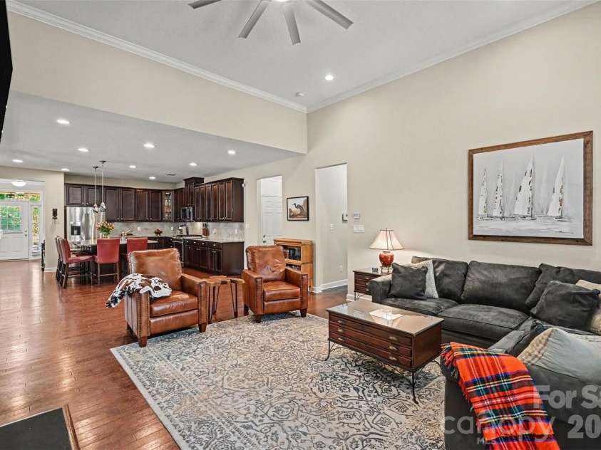 10113 Blackstone Drive, Huntersville, NC 28078.  MLS# CAR4397515, YatesRealty ID 36163. 