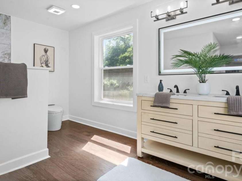 4115 Sharon Amity Road, Charlotte, NC 28205.  MLS# CAR4398721, YatesRealty ID 36166. 