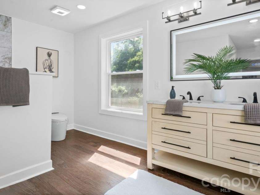 4115 Sharon Amity Road, Charlotte, NC 28205.  MLS# CAR4431551, YatesRealty ID 36166. 