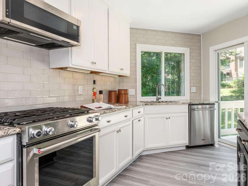 1941 Dugan Drive, Charlotte, NC 28270.  MLS# CAR4397590, YatesRealty ID 36167. 