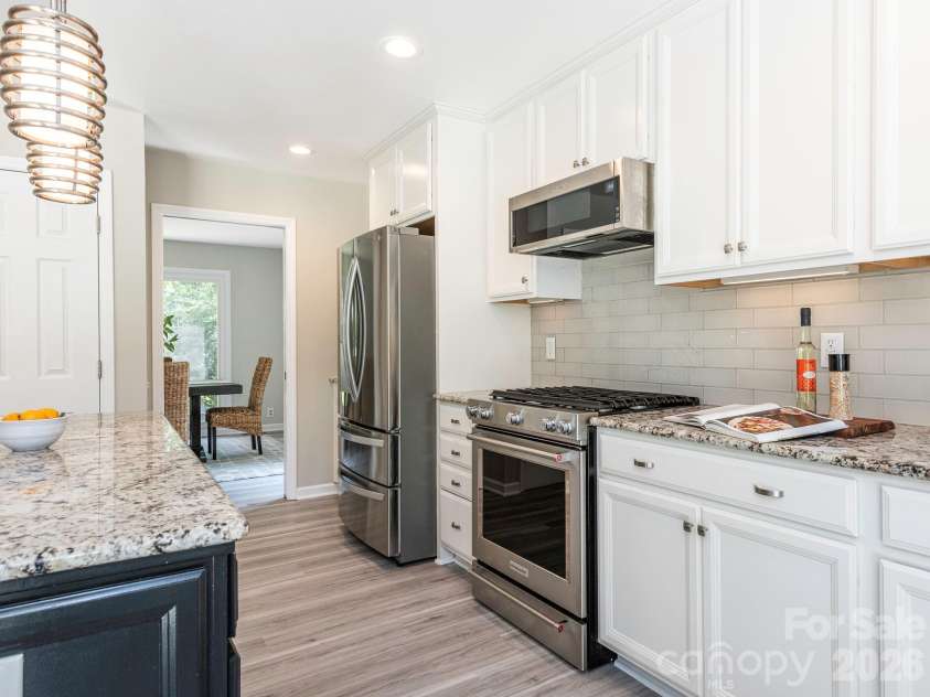 1941 Dugan Drive, Charlotte, NC 28270.  MLS# CAR4397590, YatesRealty ID 36167. 