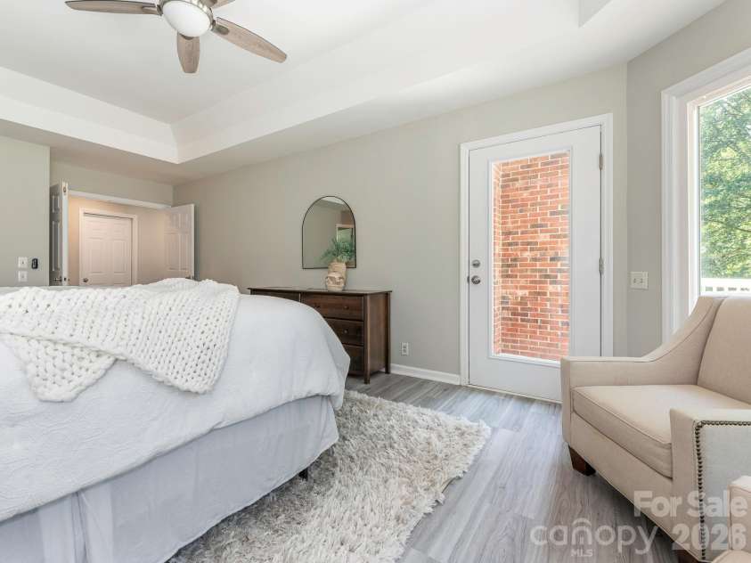 1941 Dugan Drive, Charlotte, NC 28270.  MLS# CAR4397590, YatesRealty ID 36167. 