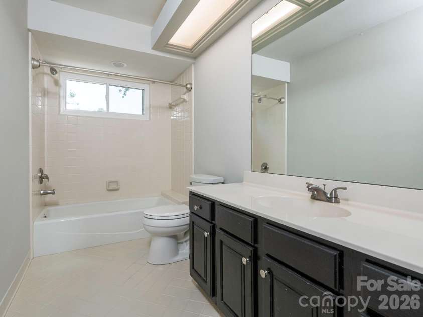 1941 Dugan Drive, Charlotte, NC 28270.  MLS# CAR4397590, YatesRealty ID 36167. 