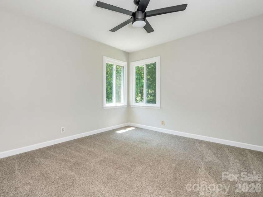 1941 Dugan Drive, Charlotte, NC 28270.  MLS# CAR4397590, YatesRealty ID 36167. 