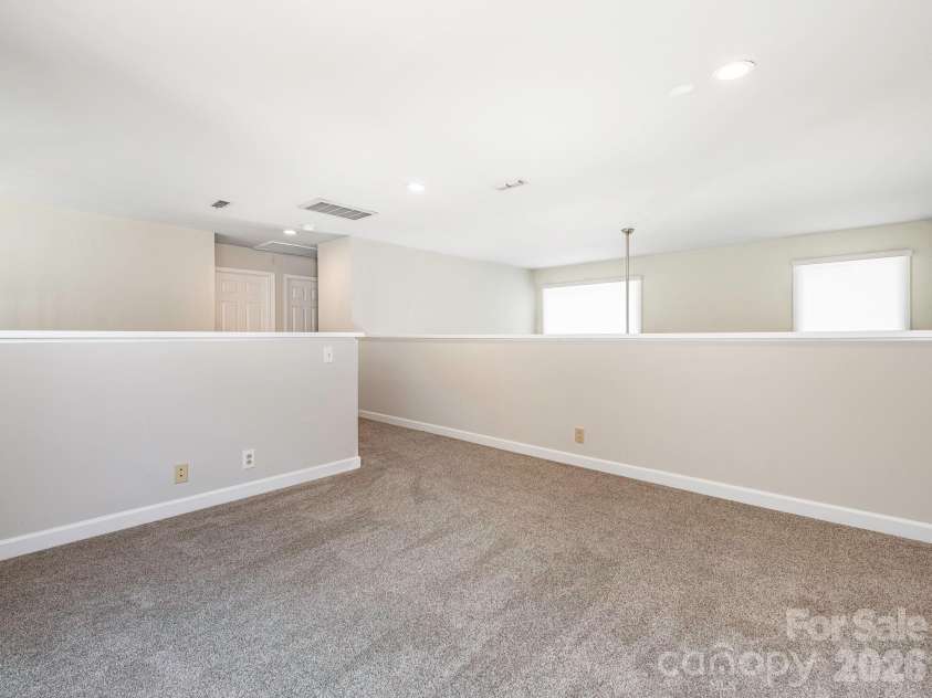 1941 Dugan Drive, Charlotte, NC 28270.  MLS# CAR4397590, YatesRealty ID 36167. 
