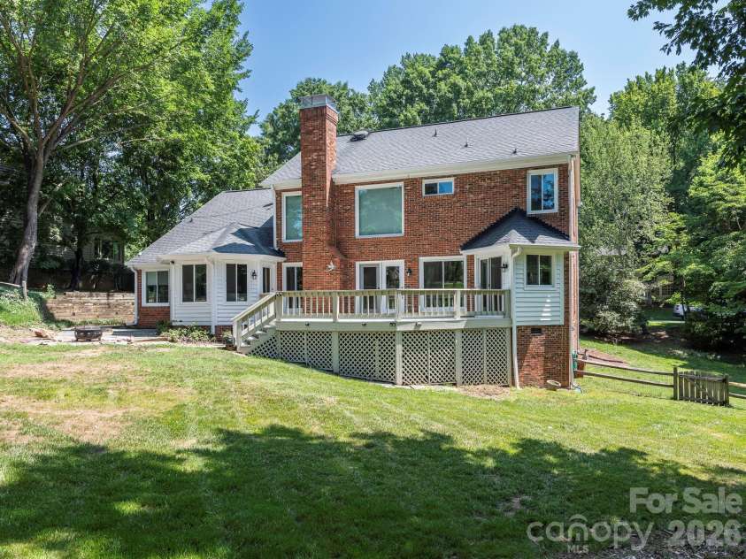 1941 Dugan Drive, Charlotte, NC 28270.  MLS# CAR4397590, YatesRealty ID 36167. 