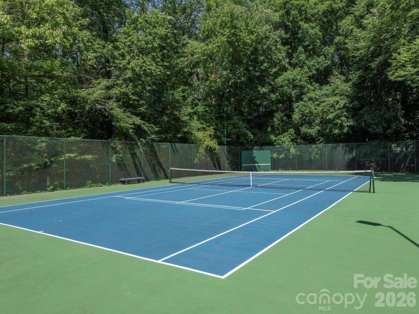 1941 Dugan Drive, Charlotte, NC 28270.  MLS# CAR4397590, YatesRealty ID 36167. 