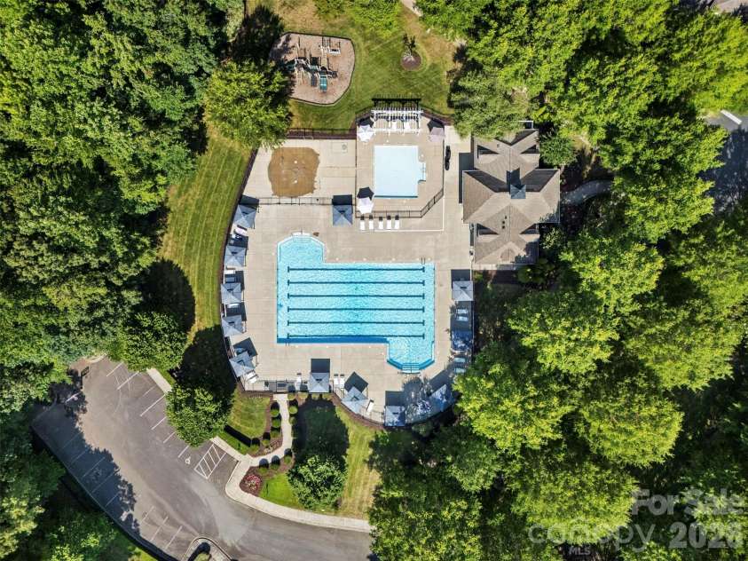 13406 Centennial Commons Parkway, Huntersville, NC 28078.  MLS# CAR4399839, YatesRealty ID 36168. Leave the car behind and enjoy the convenience of being a block from the communities resort style pool, park, playground and open green spaces designed for gathering and recreation.