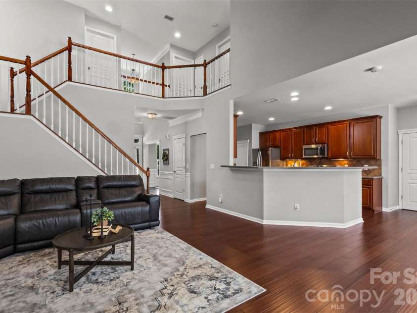 13406 Centennial Commons Parkway, Huntersville, NC 28078.  MLS# CAR4399839, YatesRealty ID 36168. Newer bamboo hardwoods and paint give this space a fresh, move in ready feel.