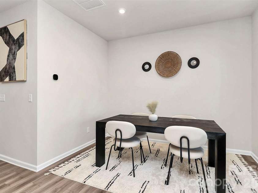 15333 Braid Meadow Drive, Charlotte, NC 28278.  MLS# CAR4332986, YatesRealty ID 3617. 