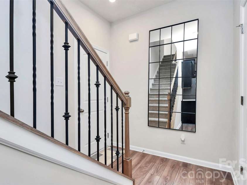 15333 Braid Meadow Drive, Charlotte, NC 28278.  MLS# CAR4332986, YatesRealty ID 3617. 