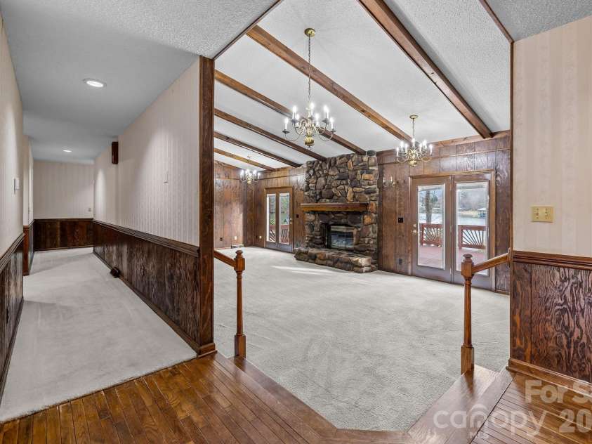 8420 Catawba Cove Drive, Belmont, NC 28012.  MLS# CAR4335294, YatesRealty ID 3617. 