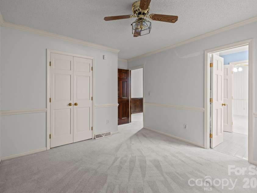 8420 Catawba Cove Drive, Belmont, NC 28012.  MLS# CAR4335294, YatesRealty ID 3617. 