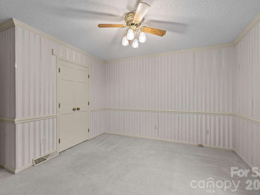 8420 Catawba Cove Drive, Belmont, NC 28012.  MLS# CAR4335294, YatesRealty ID 3617. 