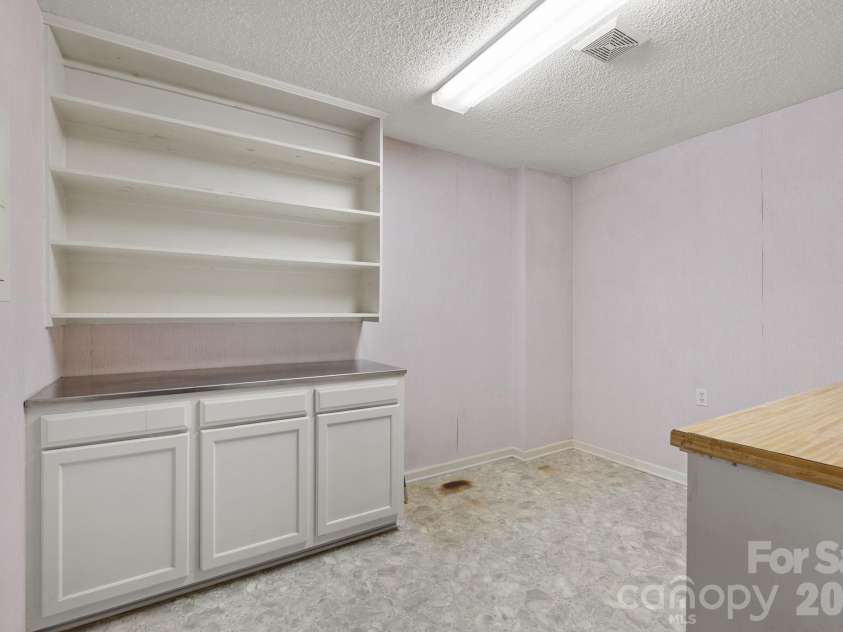 8420 Catawba Cove Drive, Belmont, NC 28012.  MLS# CAR4335294, YatesRealty ID 3617. 