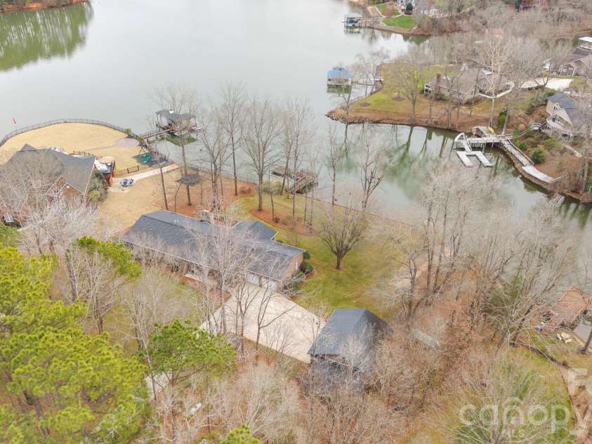 8420 Catawba Cove Drive, Belmont, NC 28012.  MLS# CAR4335294, YatesRealty ID 3617. 