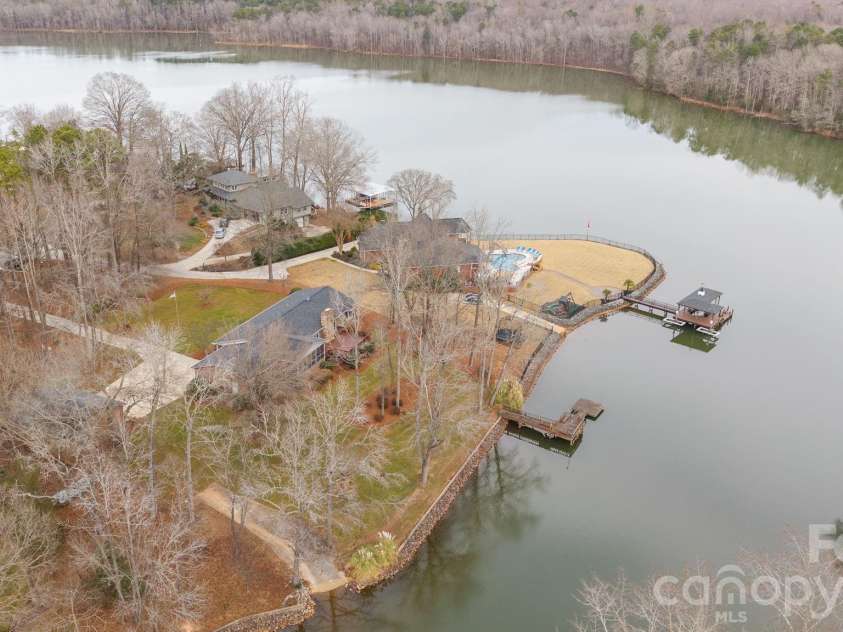 8420 Catawba Cove Drive, Belmont, NC 28012.  MLS# CAR4335294, YatesRealty ID 3617. 