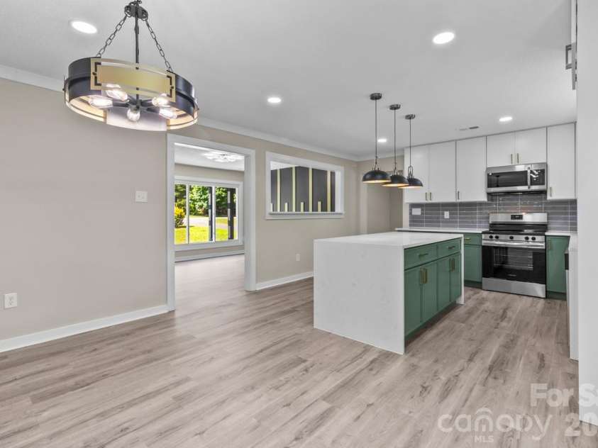 1125 Rembrandt Drive, Concord, NC 28027.  MLS# CAR4399350, YatesRealty ID 36170. 