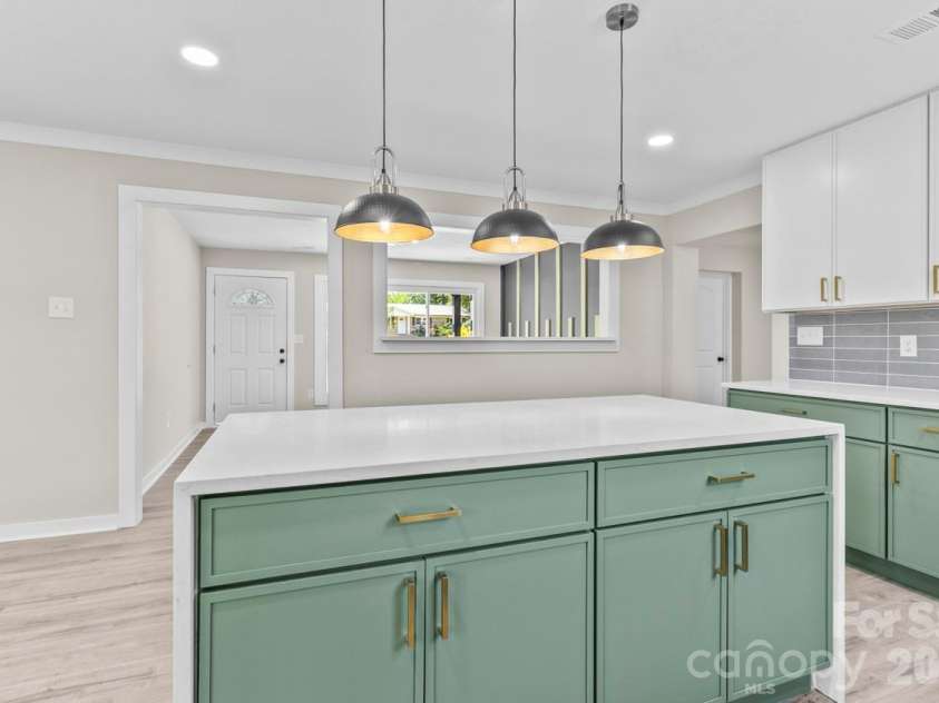 1125 Rembrandt Drive, Concord, NC 28027.  MLS# CAR4399350, YatesRealty ID 36170. 