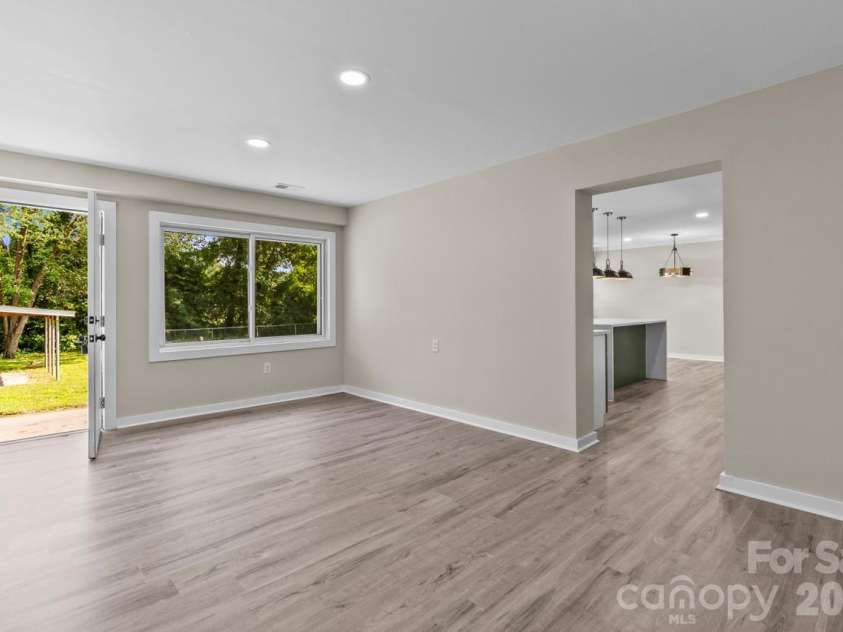 1125 Rembrandt Drive, Concord, NC 28027.  MLS# CAR4399350, YatesRealty ID 36170. 