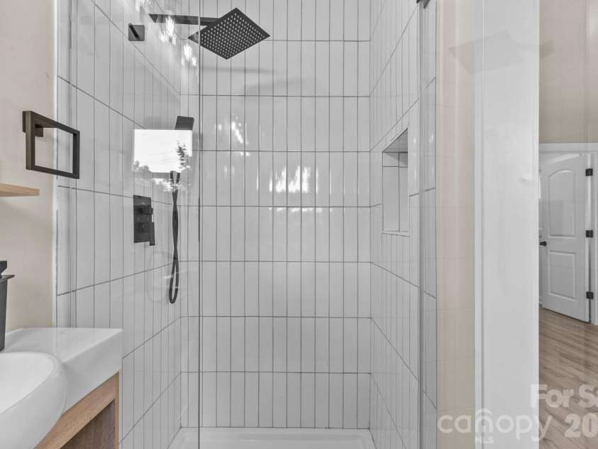 1125 Rembrandt Drive, Concord, NC 28027.  MLS# CAR4399350, YatesRealty ID 36170. 