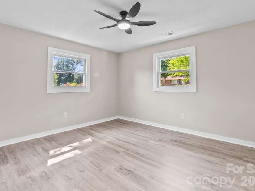 1125 Rembrandt Drive, Concord, NC 28027.  MLS# CAR4399350, YatesRealty ID 36170. 