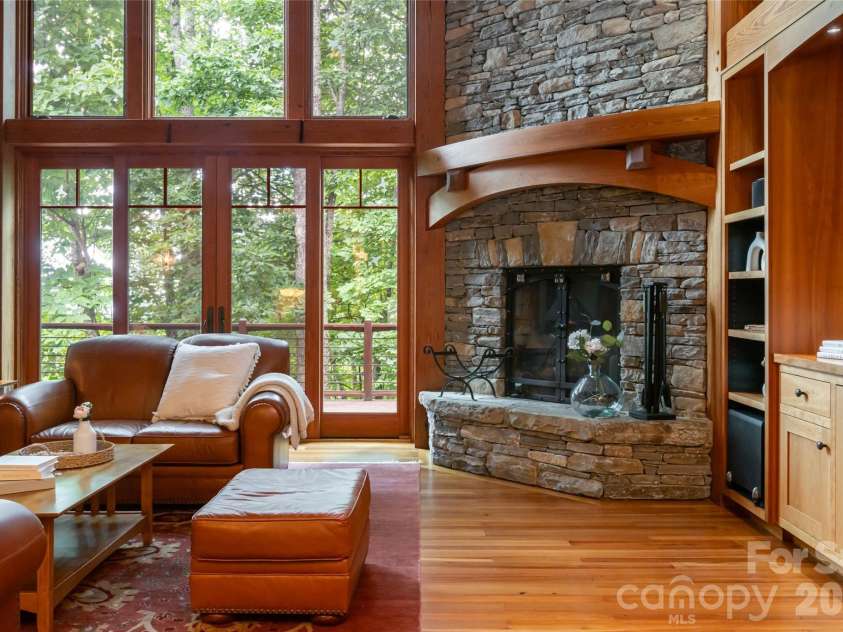 4900 Preserve Road, Sylva, NC 28779.  MLS# CAR4393548, YatesRealty ID 36172. 