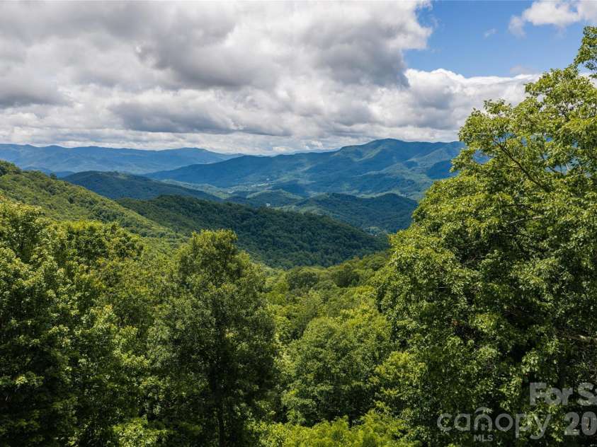 4900 Preserve Road, Sylva, NC 28779.  MLS# CAR4393548, YatesRealty ID 36172. 