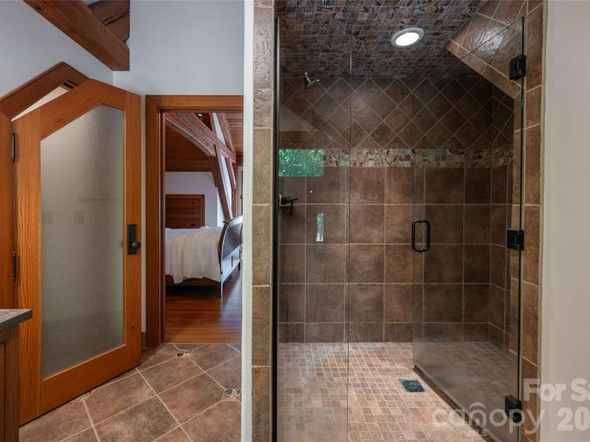4900 Preserve Road, Sylva, NC 28779.  MLS# CAR4393548, YatesRealty ID 36172. 