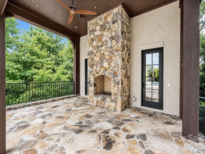 8600 Longview Club Drive, Waxhaw, NC 28173.  MLS# CAR4401470, YatesRealty ID 36174. 