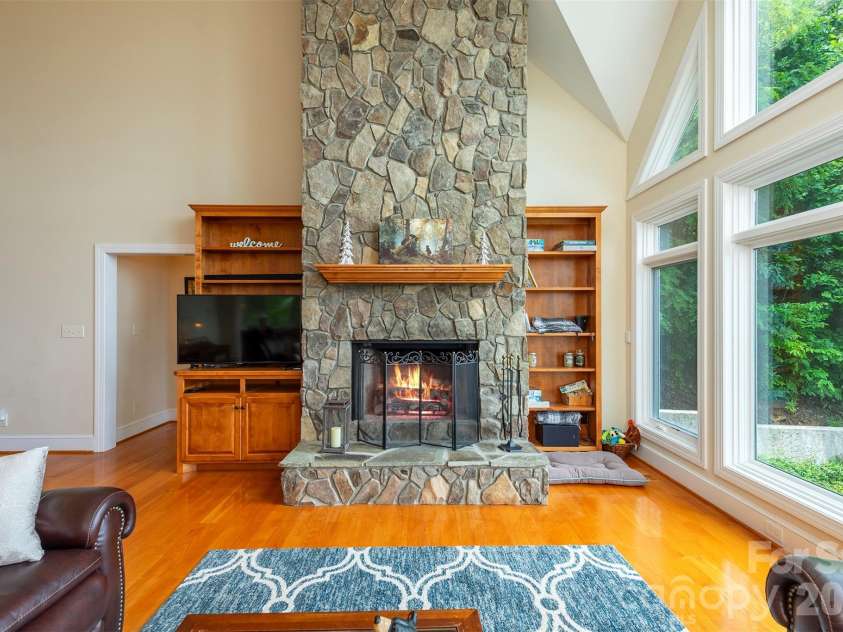301 Oak Winds Drive, Old Fort, NC 28762.  MLS# CAR4399378, YatesRealty ID 36175. 