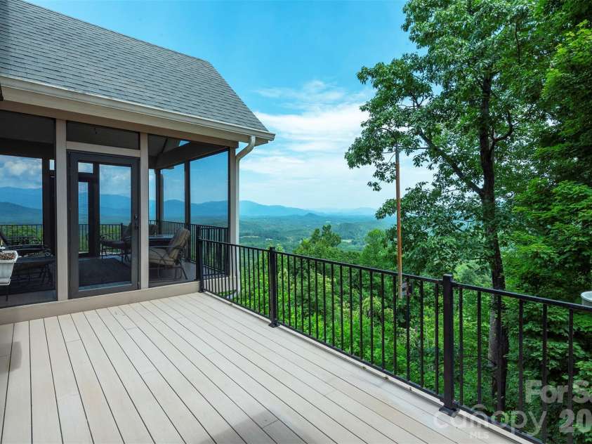 301 Oak Winds Drive, Old Fort, NC 28762.  MLS# CAR4399378, YatesRealty ID 36175. 