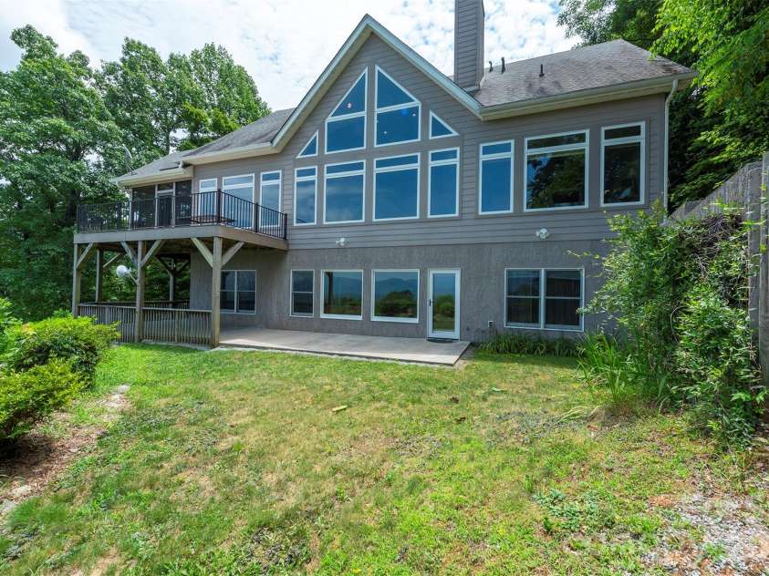 301 Oak Winds Drive, Old Fort, NC 28762.  MLS# CAR4399378, YatesRealty ID 36175. 