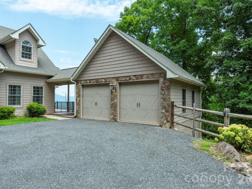 301 Oak Winds Drive, Old Fort, NC 28762.  MLS# CAR4399378, YatesRealty ID 36175. 