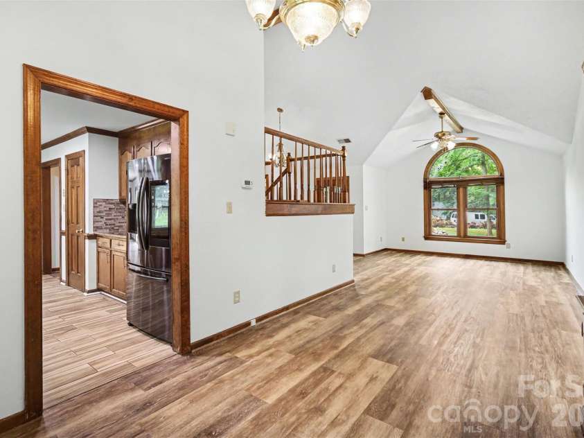 3017 Mill Stream Court, Matthews, NC 28104.  MLS# CAR4396234, YatesRealty ID 36176. 