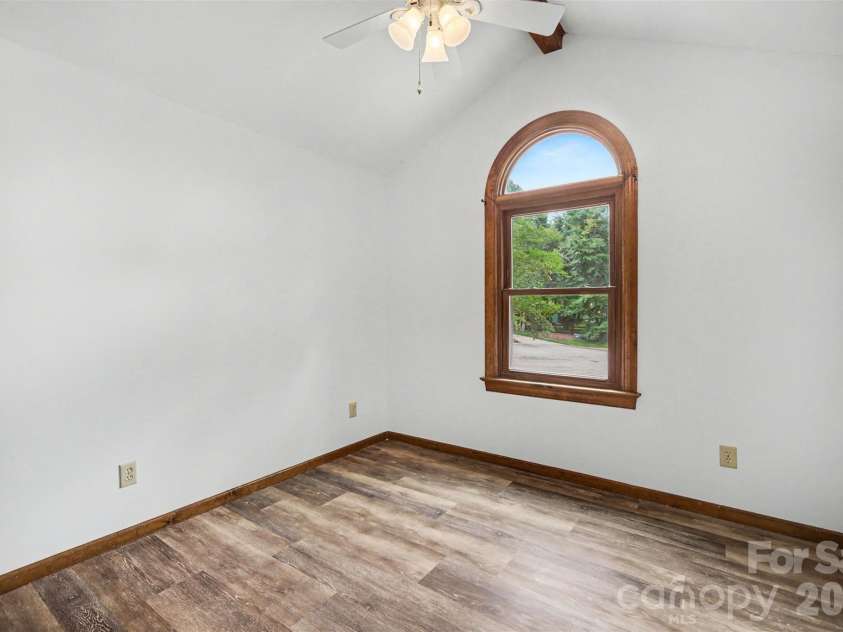 3017 Mill Stream Court, Matthews, NC 28104.  MLS# CAR4396234, YatesRealty ID 36176. 