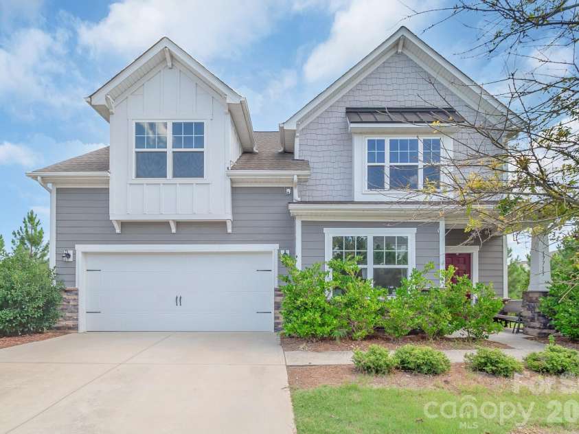 17713 Yarwill Court, Charlotte, NC 28278.  MLS# CAR4400457, YatesRealty ID 36179. 