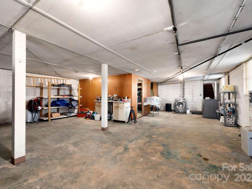193 Dogwood Road, Candler, NC 28715.  MLS# CAR4239216, YatesRealty ID 3618. 