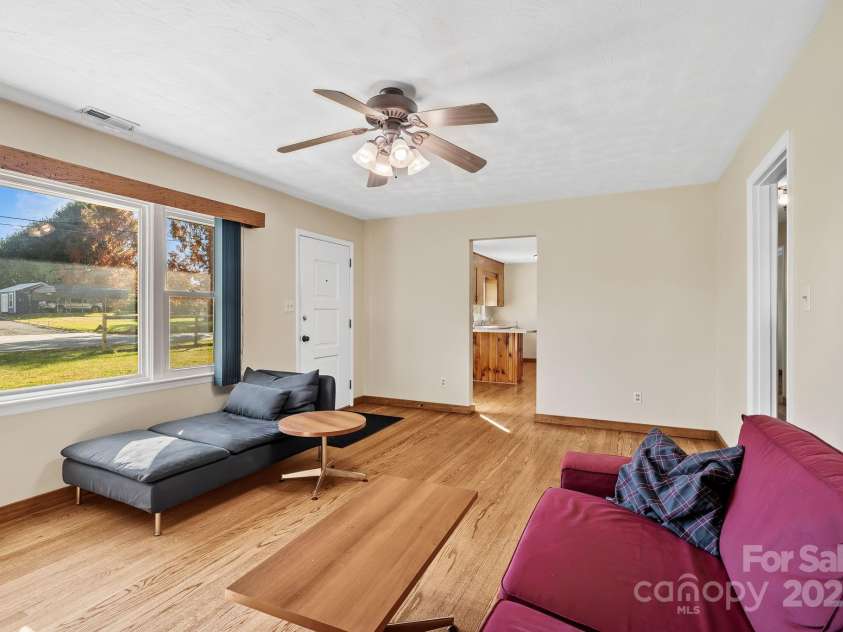 193 Dogwood Road, Candler, NC 28715.  MLS# CAR4319427, YatesRealty ID 3618. 