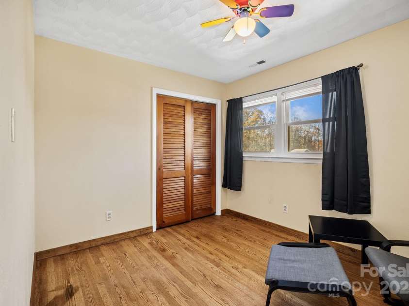 193 Dogwood Road, Candler, NC 28715.  MLS# CAR4319427, YatesRealty ID 3618. 