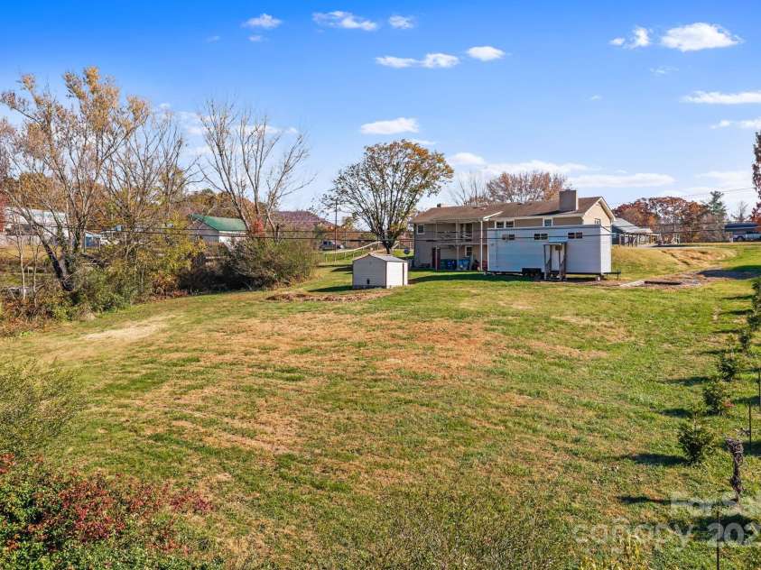 193 Dogwood Road, Candler, NC 28715.  MLS# CAR4319427, YatesRealty ID 3618. 