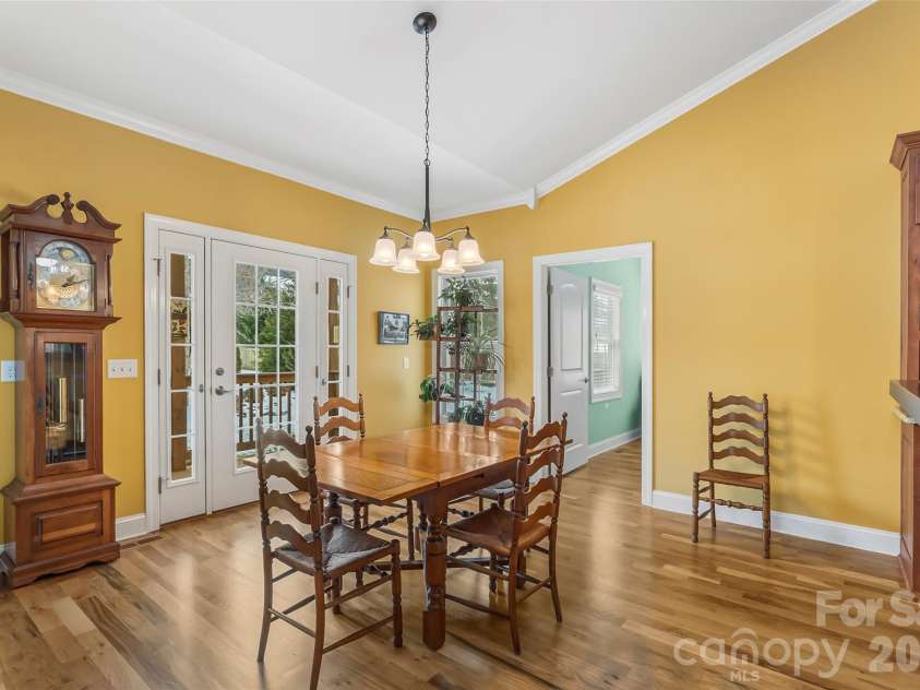 44 Whitman Court, Taylorsville, NC 28681.  MLS# CAR4336329, YatesRealty ID 3618. 