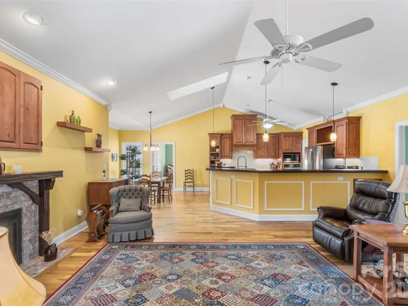 44 Whitman Court, Taylorsville, NC 28681.  MLS# CAR4336329, YatesRealty ID 3618. 