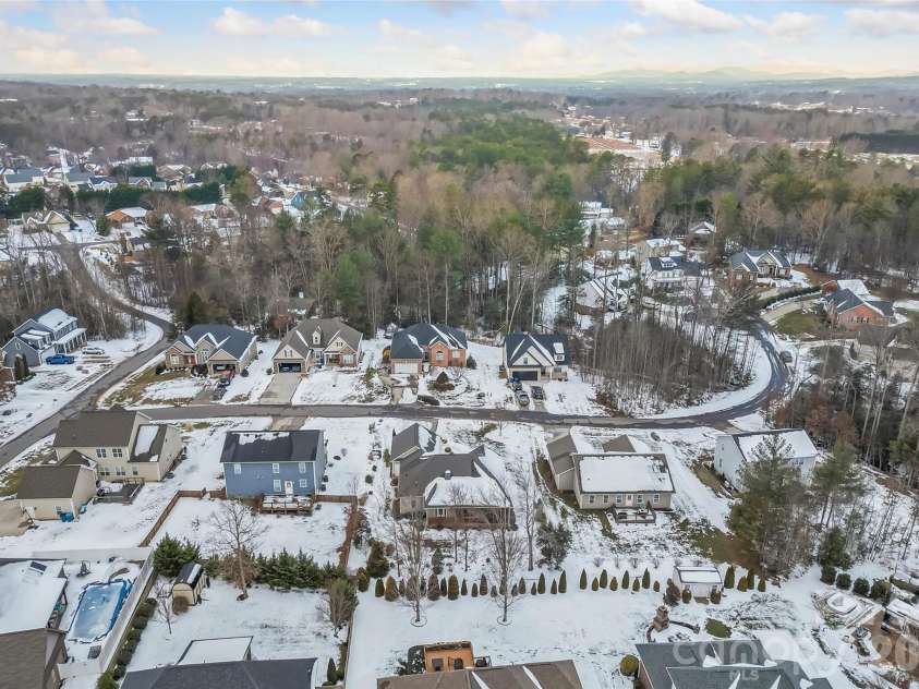 44 Whitman Court, Taylorsville, NC 28681.  MLS# CAR4336329, YatesRealty ID 3618. 