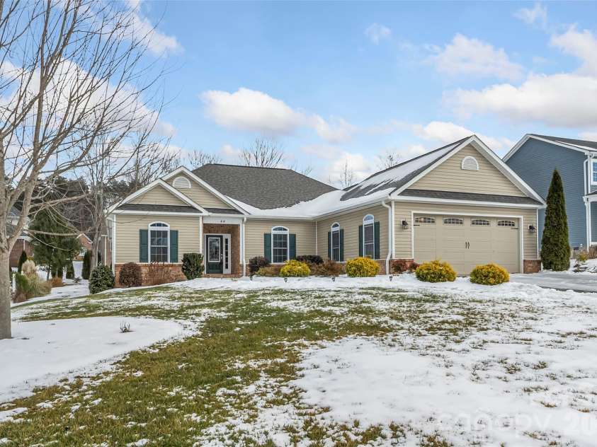 44 Whitman Court, Taylorsville, NC 28681.  MLS# CAR4336329, YatesRealty ID 3618. 